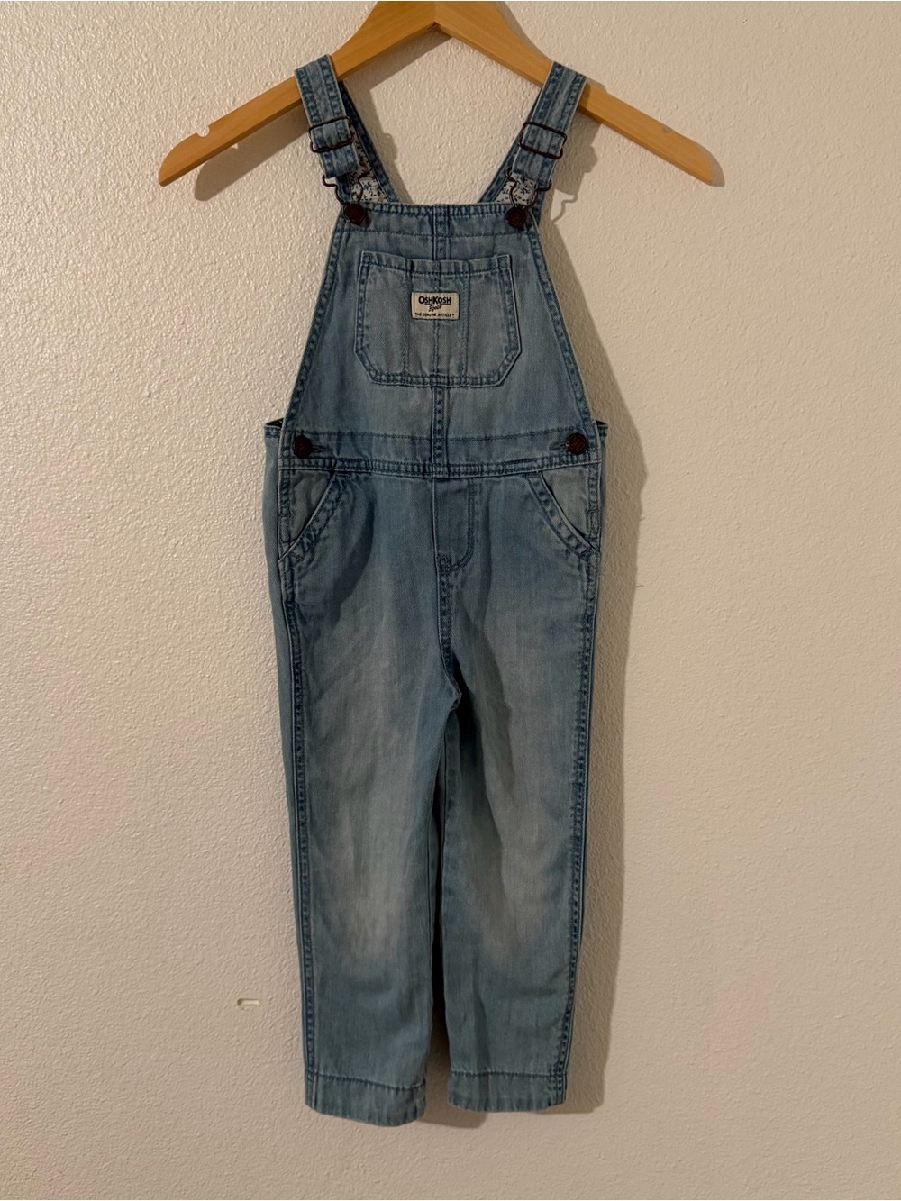 OshKosh B'gosh Light Blue Denim Overalls Size 4T